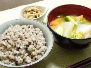 【食べる断食2日目】アイスを買って来た主人への対応はいかに？