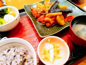 家でごはんを作る時間がない!おうちごはん代わりに大戸屋定食